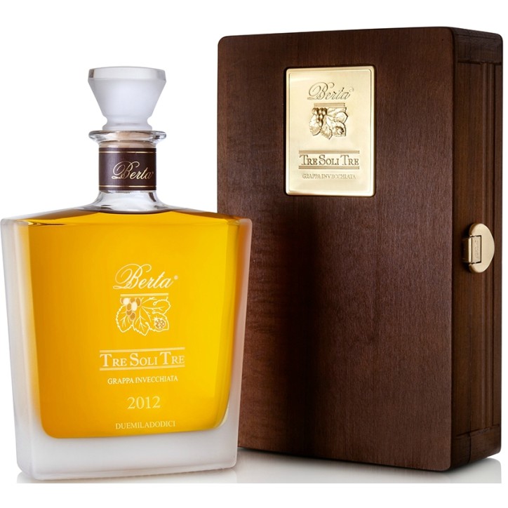 Grappa Tre Soli Tre Berta 2015 0,70 lt. Legno Grappa Tre Soli Tre Berta 2015 0,70 lt. Legno